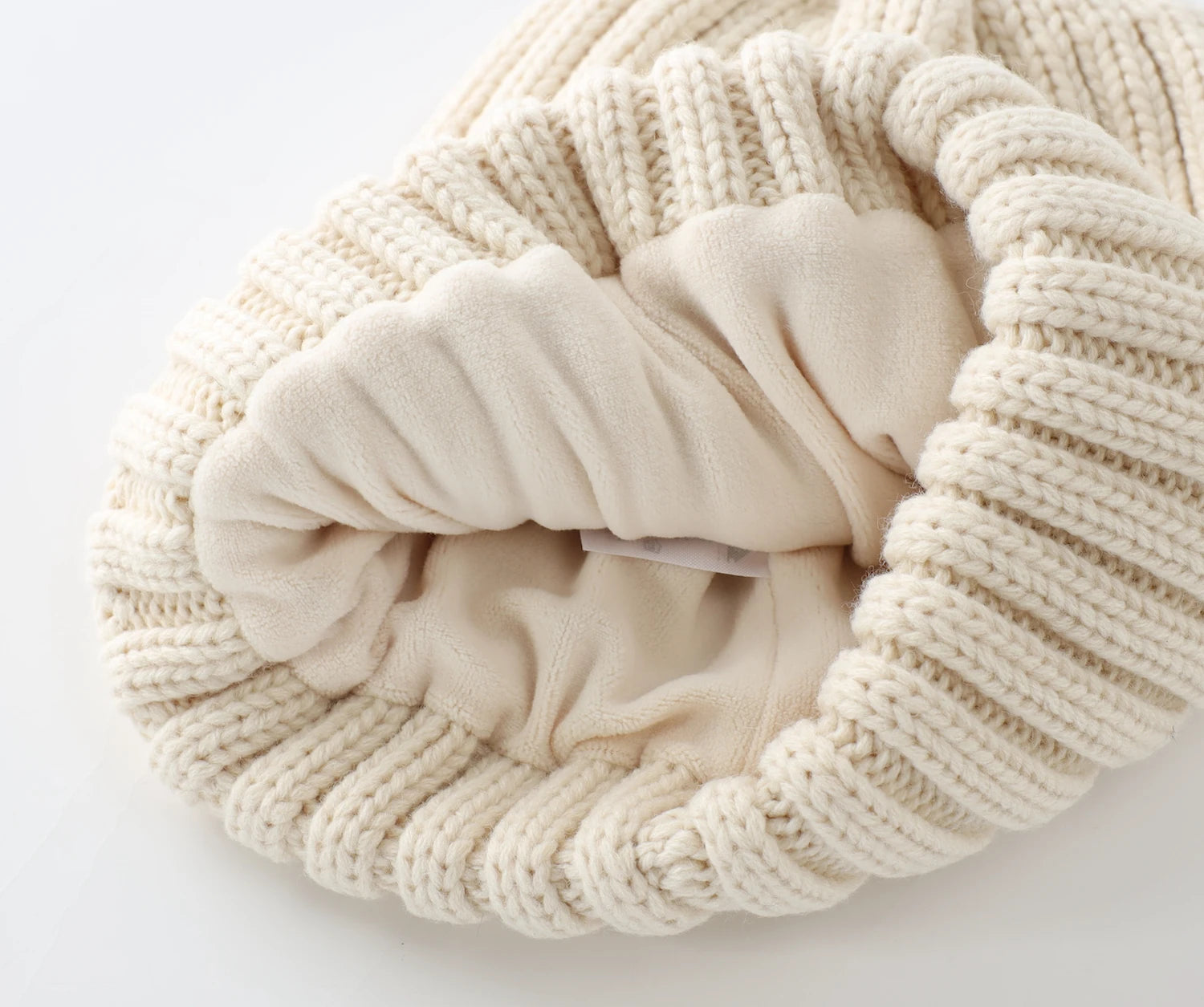 Velvet-Lined Stocking Beanie – Thick Wool Acrylic Knit Winter Hat for Men & Women