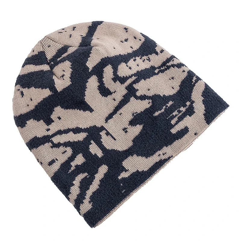 Plush Fur Lined Artist Beanie – Soft Knit Winter Hat for Men & Women
