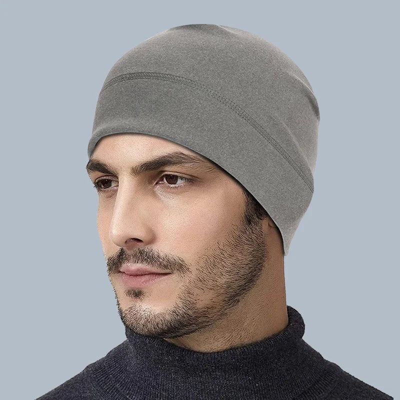Fleece Cycling Beanie – Slim Helmet-Compatible Winter Hat for Cyclists & Runners