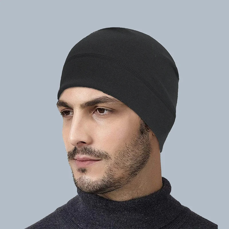 Fleece Cycling Beanie – Slim Helmet-Compatible Winter Hat for Cyclists & Runners